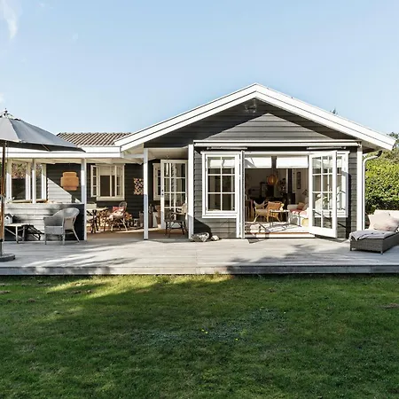 Summer House Life Near * Hornbæk