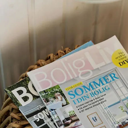 Summer House Life Near *